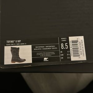 Women’s Sorel size 8.5 snow boots